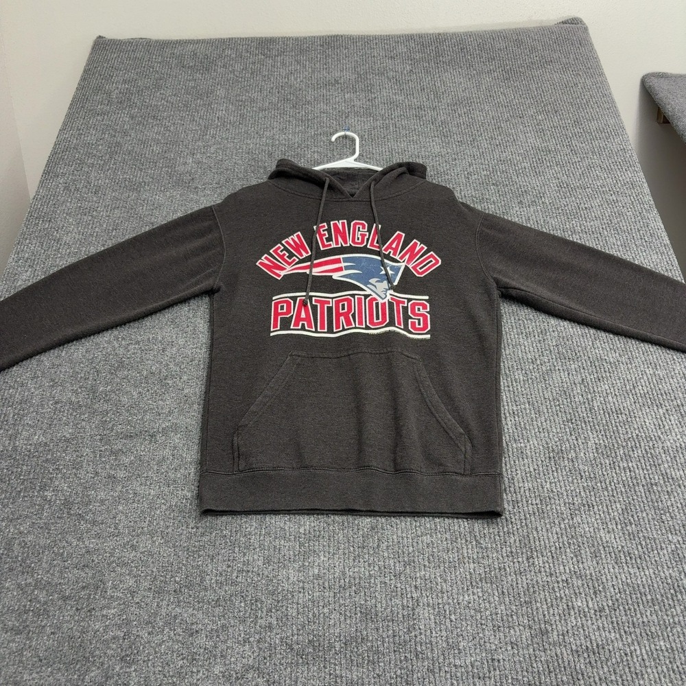 New England Patriots NFL Team Apparel Hoodie Mens M Gray Cotton Poly Gameday